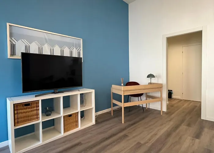 Elegante Bilocale Con Posto Auto Privato * Brescia