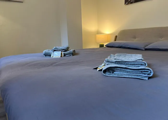 Elegante Bilocale Con Posto Auto Privato Appartamento Brescia