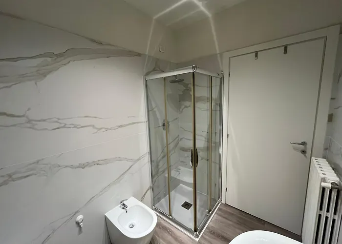 Elegante Bilocale Con Posto Auto Privato Brescia