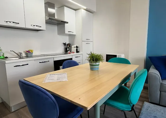 Elegante Bilocale Con Posto Auto Privato Appartamento Brescia